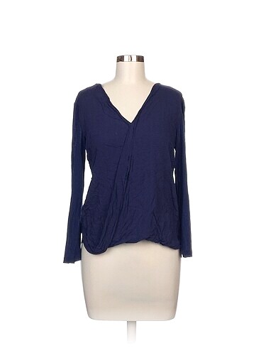 Forever 21 Bluz %70 İndirimli.