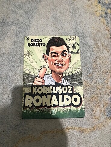 Ronaldo kitap hediyeli
