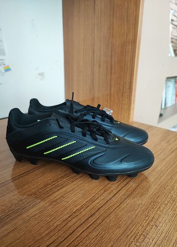 Adidas Lacivert Neon Yesil Futbol Ayakkabisi