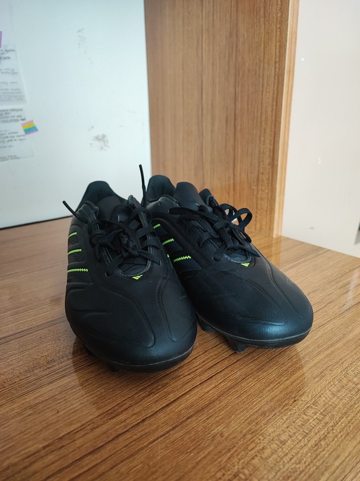 Adidas lacivert Neon Yeşil Futbol Ayakkabısı — görsel 3/7