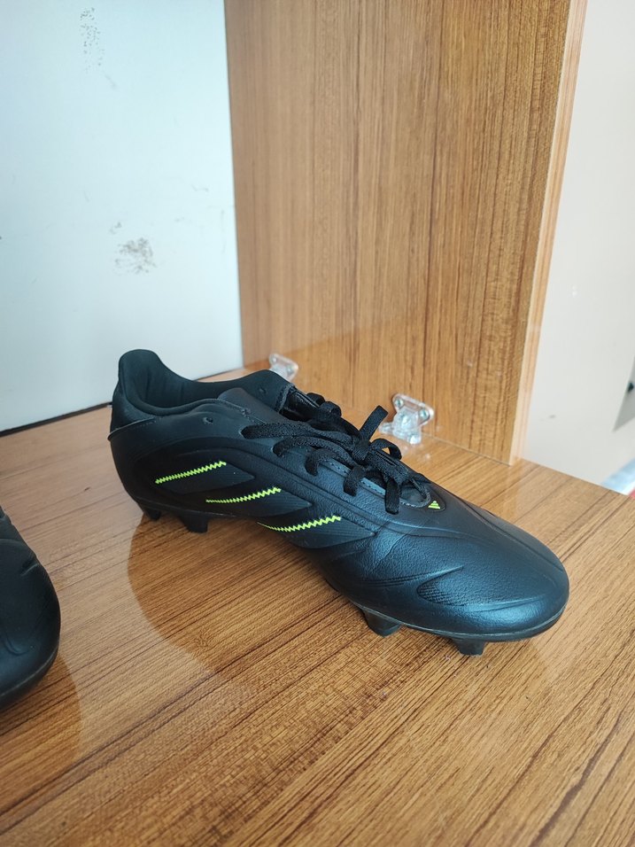 Adidas lacivert Neon Yeşil Futbol Ayakkabısı — görsel 5/7