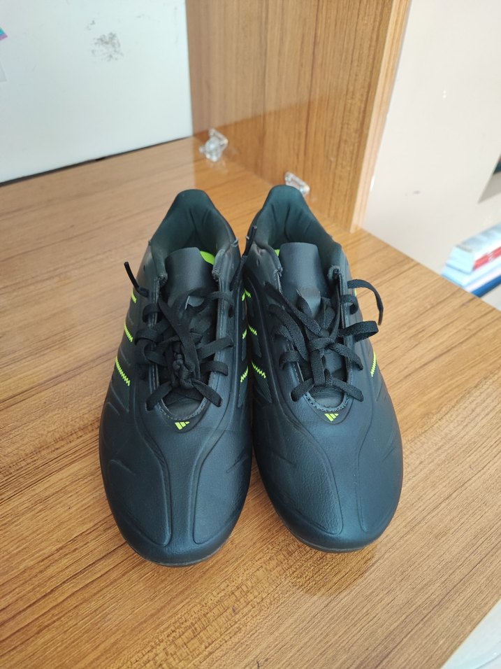 Adidas lacivert Neon Yeşil Futbol Ayakkabısı — görsel 4/7