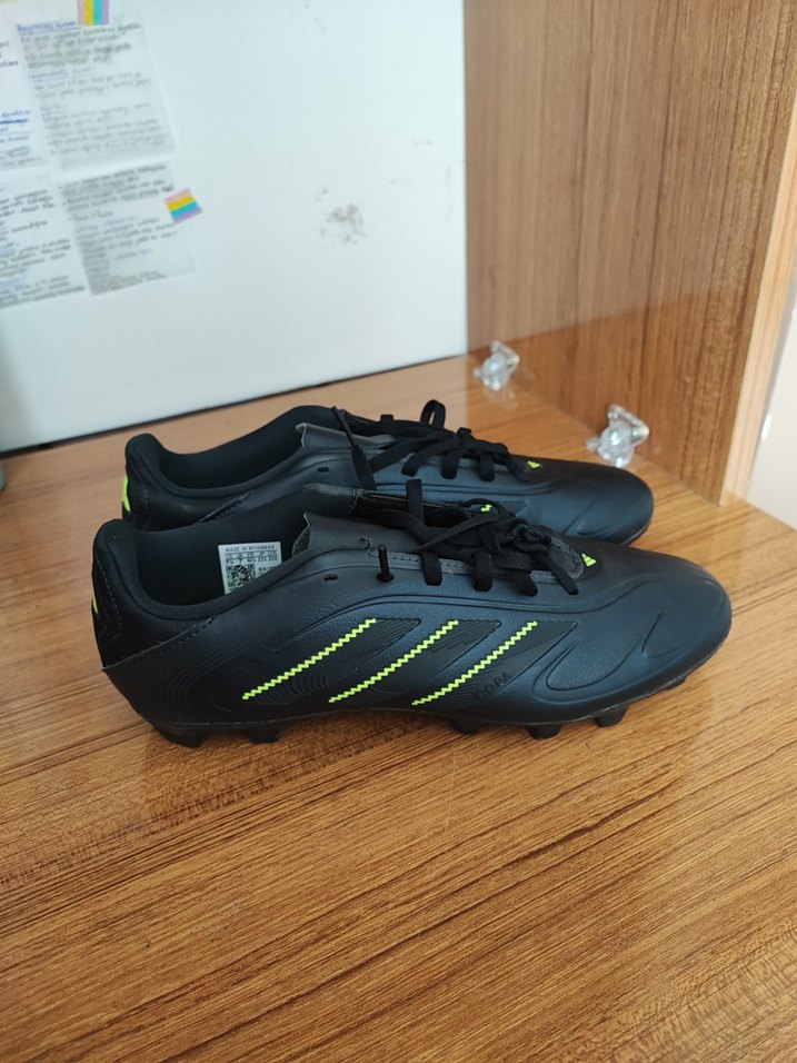 Adidas lacivert Neon Yeşil Futbol Ayakkabısı — görsel 2/7