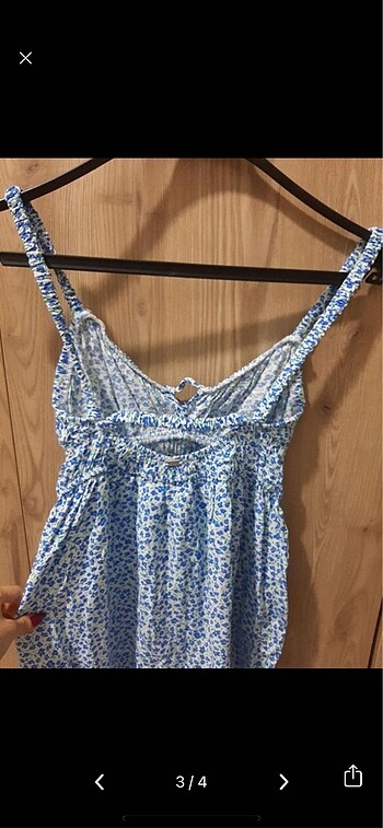 s Beden Pull bear çiçekli kısa elbise