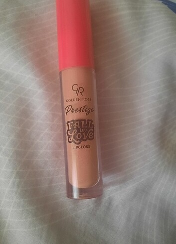 Golden rose prestige fall in love gloss