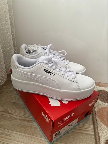 Puma kadın spor ayakkabı