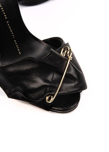 37 Beden Giuseppe Zanotti Topuklu Ayakkabı