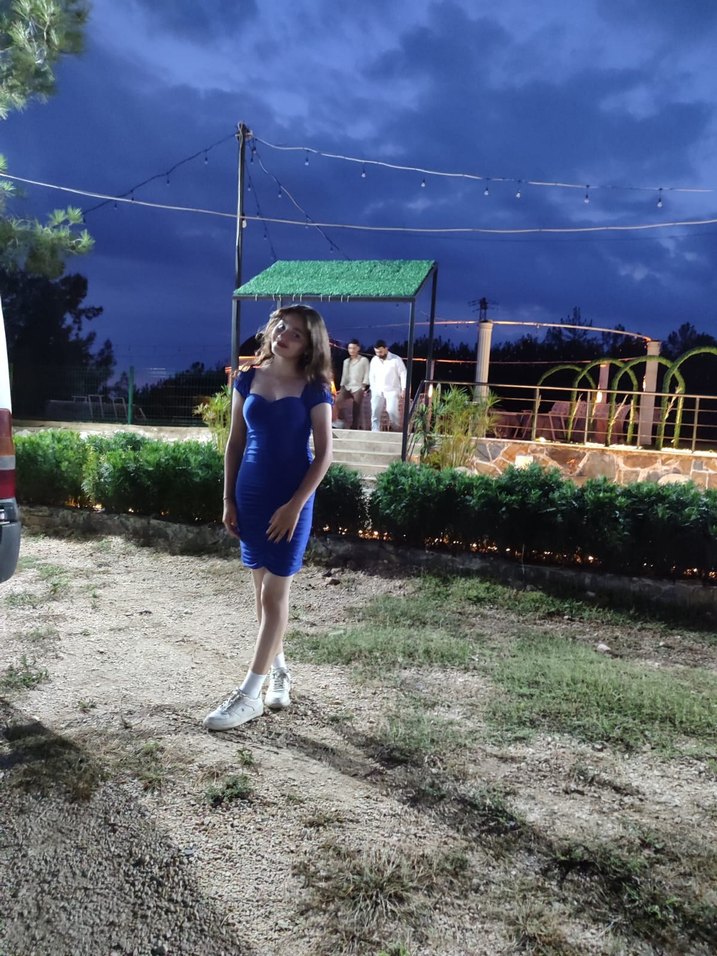 Parlak Mavi Straplez Midi Kadın Abiye Elbise - Görsel 4