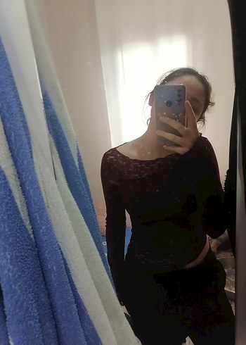 Bordo dantel detaylı bluz - Görsel 3