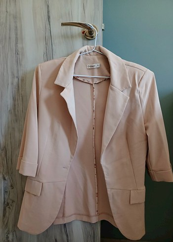 Bej Düğmeli Kadın Midi Blazer