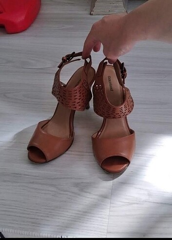 36 Beden kahverengi Renk Topuklu sandalet