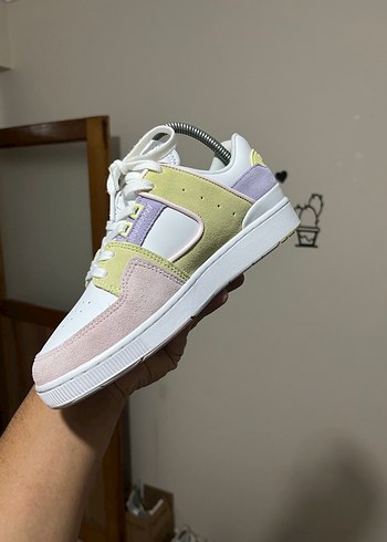 38 Beden Pastel Renkli Bağcıklı Kadın Spor Ayakkabı Lacoste 38