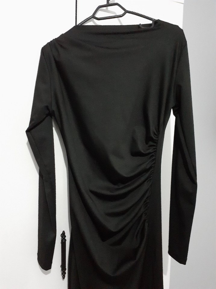 Uzun Kollu Siyah Drapeli V Yaka Gece Elbisesi - Görsel 3