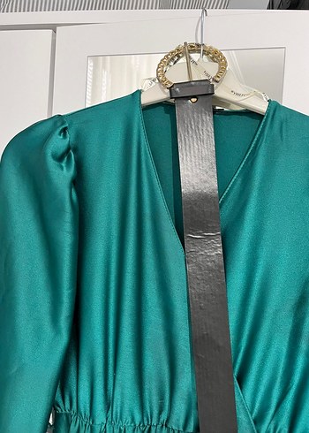 Uzun Kollu Yeşil Kadın Elbise - Görsel 2