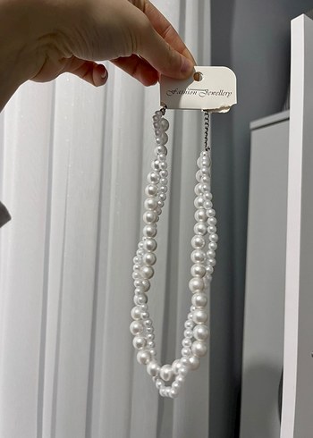 Beyaz Boncuklu Mini Kolye - Görsel 2