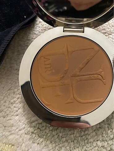 Dior toz podra