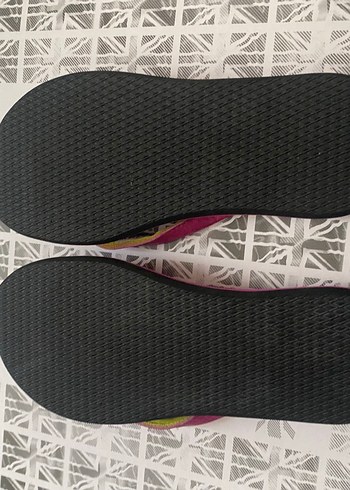 Adidas Renkli Kadın Terlikler - Cırt Cırtlı, Baskılı