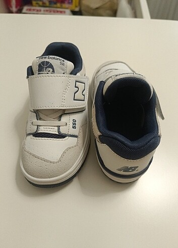 26 Beden beyaz Renk Orjinal New Balance 550