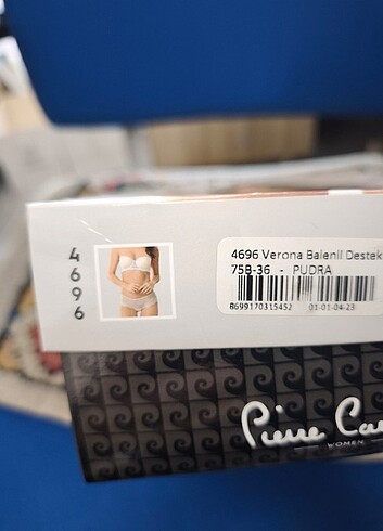 36 Beden Pierre Cardin Verona Balenli Soft Push Straplez Takımı