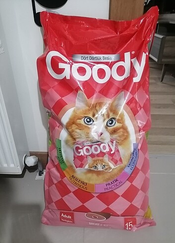 Kedi maması 