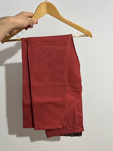 Pull And Bear kırmızı pantolon