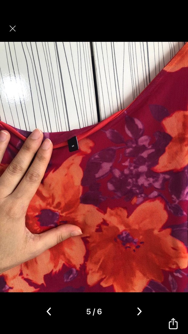 Pembe Çiçek Desenli Midi Askılı Elbise - Görsel 4