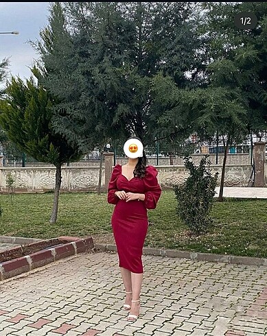 Kırmızı elbise
