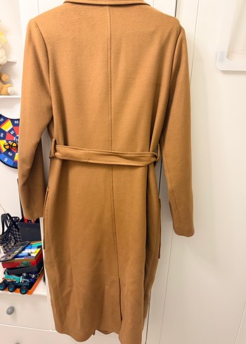 Bej Kemerli Uzun Kadın Kaban - Görsel 2