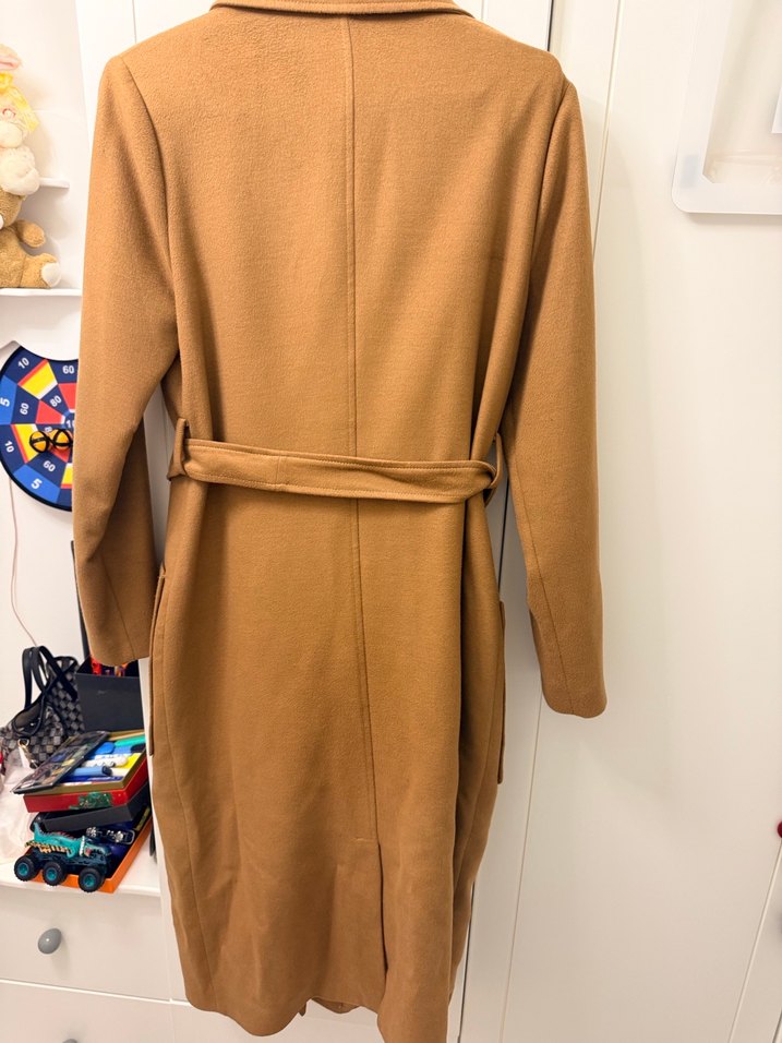 Bej Kemerli Uzun Kadın Kaban - Görsel 2