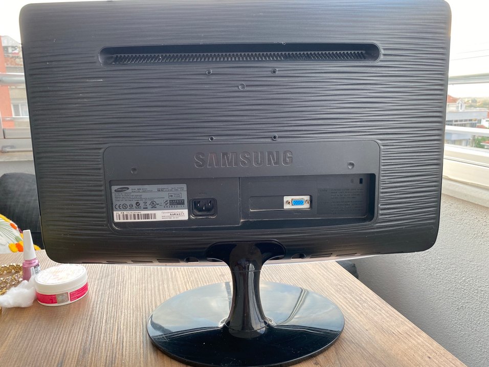 Siyah Samsung Monitör - Görsel 3