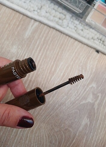 Pastel kaş maskarası  - Görsel 2