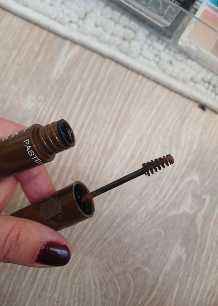 Pastel kaş maskarası  - Görsel 2