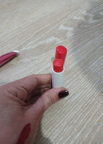 Nivea dudak nemlendirici - Görsel 3