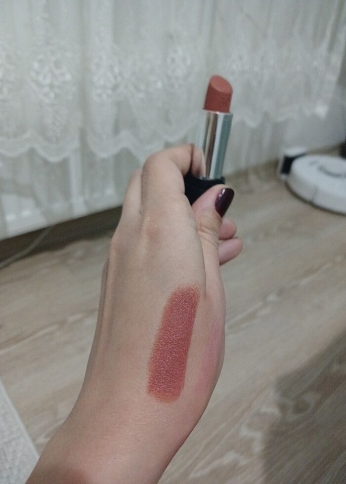 Deborah milano mat ruj - Görsel 2