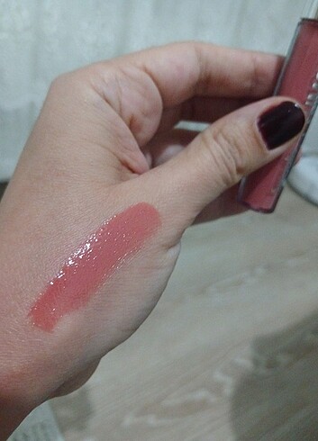 Diğer Beaulis lip gloss