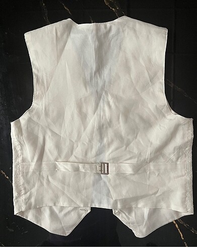 Beyaz Yelek - Görsel 2