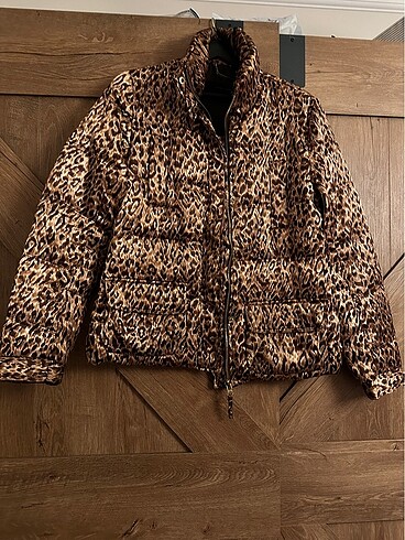 Zara Leopar desen mont