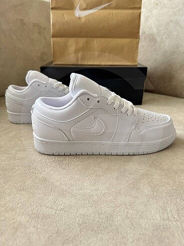 36 Beden Nike Air Jordan 1 Low SE White