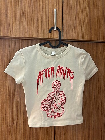 The Weekend After Hours Temalı Crop