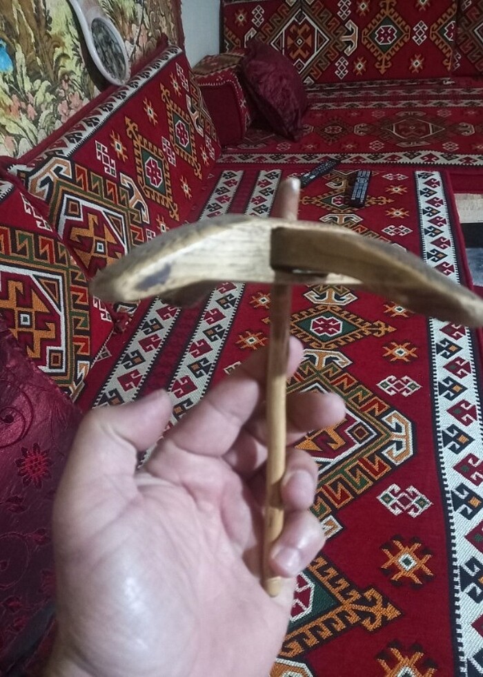 Çok eskilerden yün eğirmen kirmen - Görsel 2
