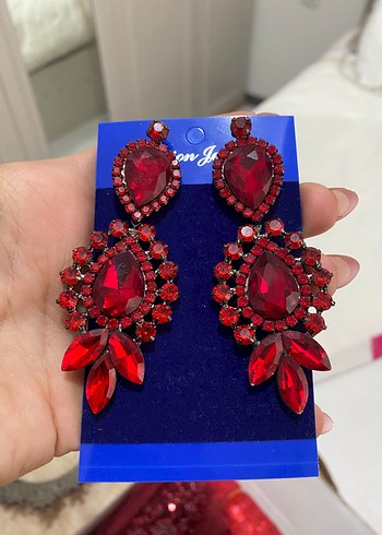 Koyu Kırmızı Parlak Taç ve Küpe Seti - Görsel 4