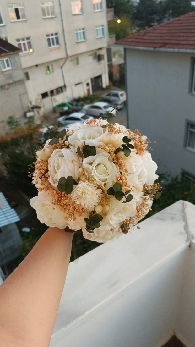 Dantel Detaylı Bohem Beyaz Gelin Çiçeği - Görsel 2