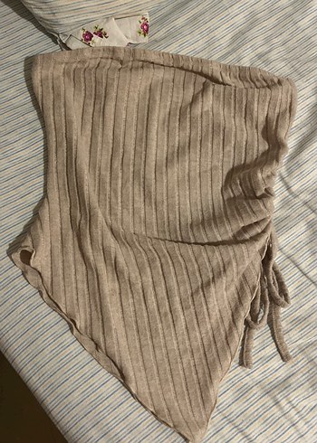 Bej straplez crop