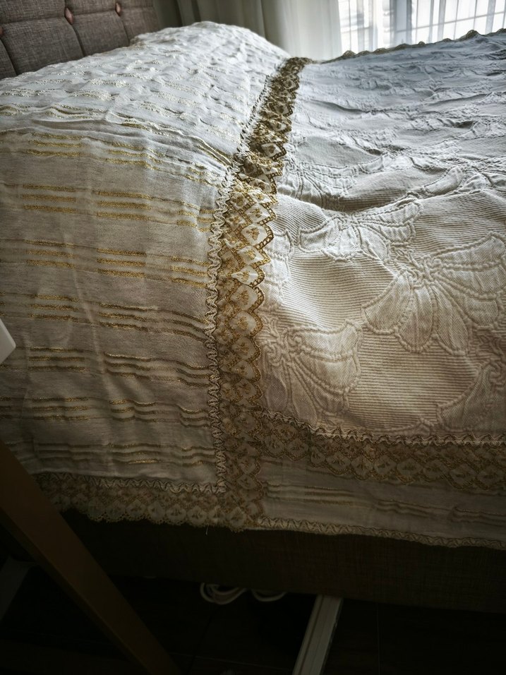 krem gold yatak Örtüsü pike - Görsel 3