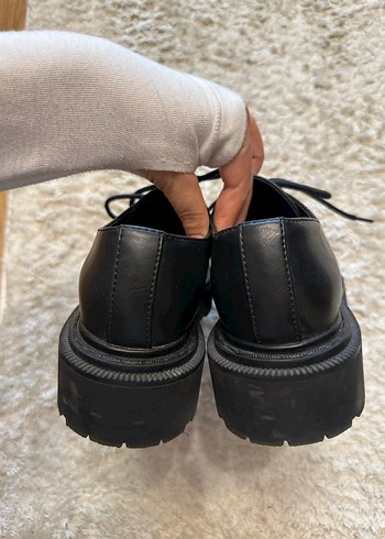 H&M Siyah Kadın Deri Oxford Ayakkabı - Görsel 3