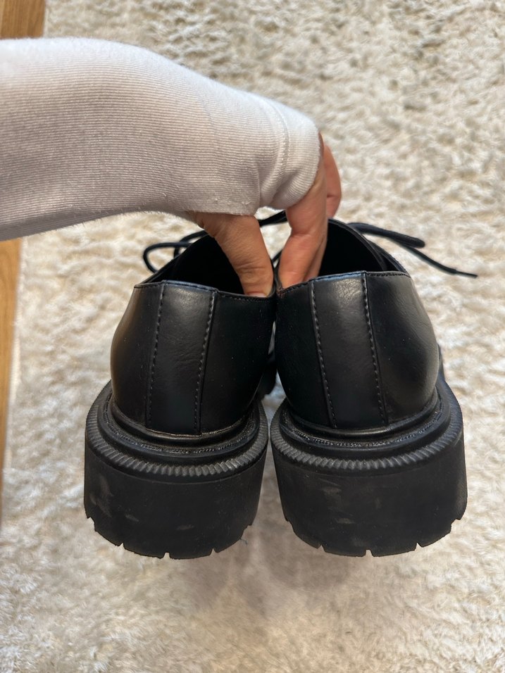 H&M Siyah Kadın Deri Oxford Ayakkabı - Görsel 3