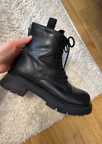 Zara Siyah Deri Bot - Görsel 2