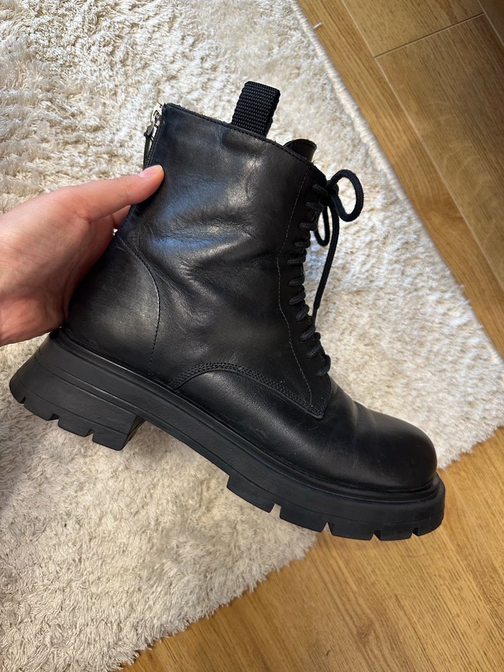 Zara Siyah Deri Bot - Görsel 2