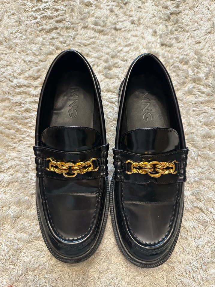 Mango Altın Tokalı Siyah Deri Kadın Loafer - Görsel 4