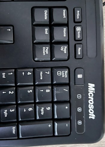 Microsoft orijinal kablolu siyah klavye - Görsel 3